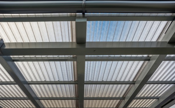 Corrugated polycarbonate panels